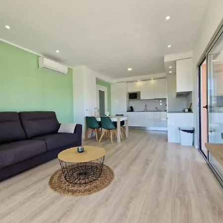 Modern With Pool And Close To The * Portimao