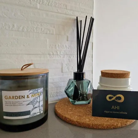 Modern With Pool And Close To The Apartment Portimao