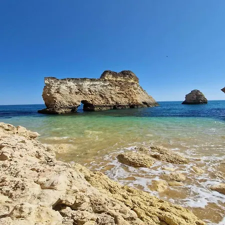 Apartment Modern With Pool And Close To The Portimao