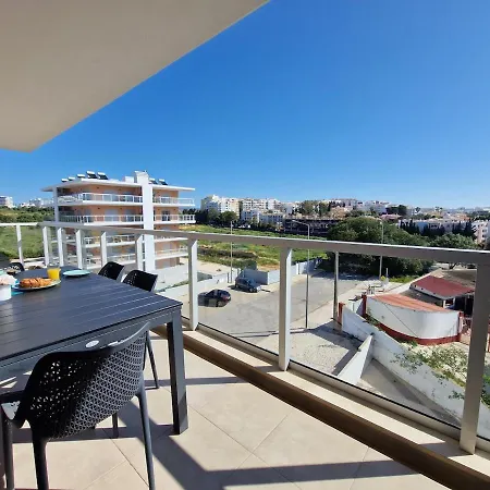 Modern With Pool And Close To The بورتيماو